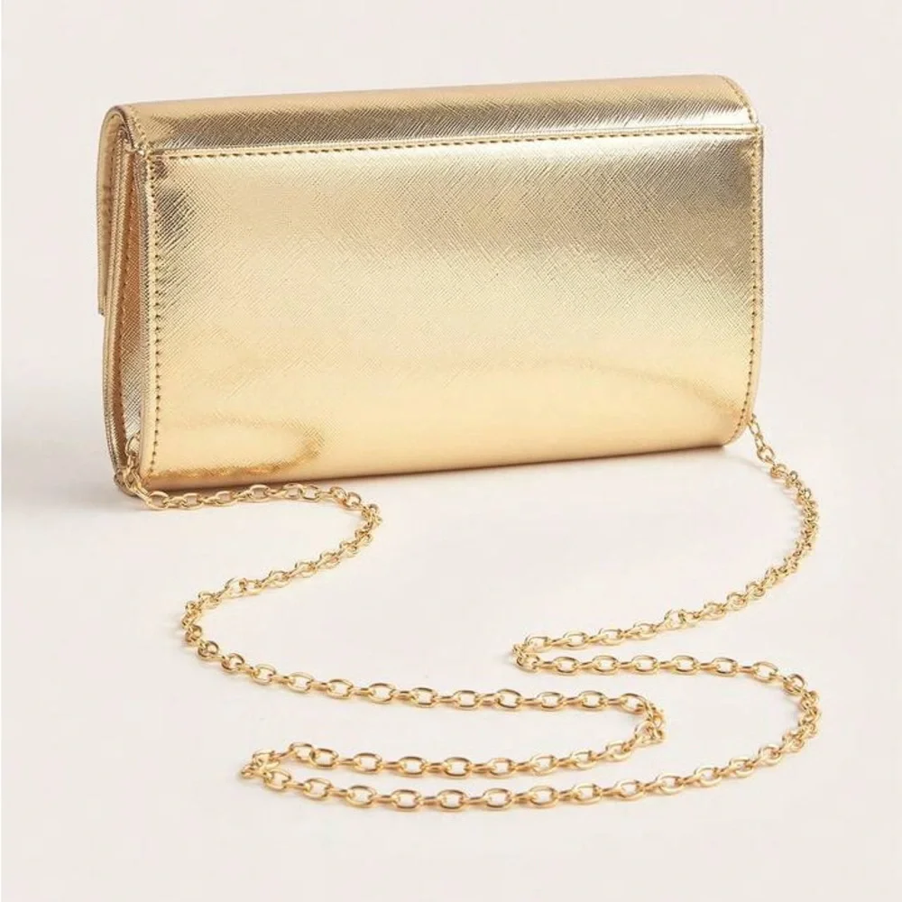 Elegant Gold Clutch Bag - Picture 5 of 8